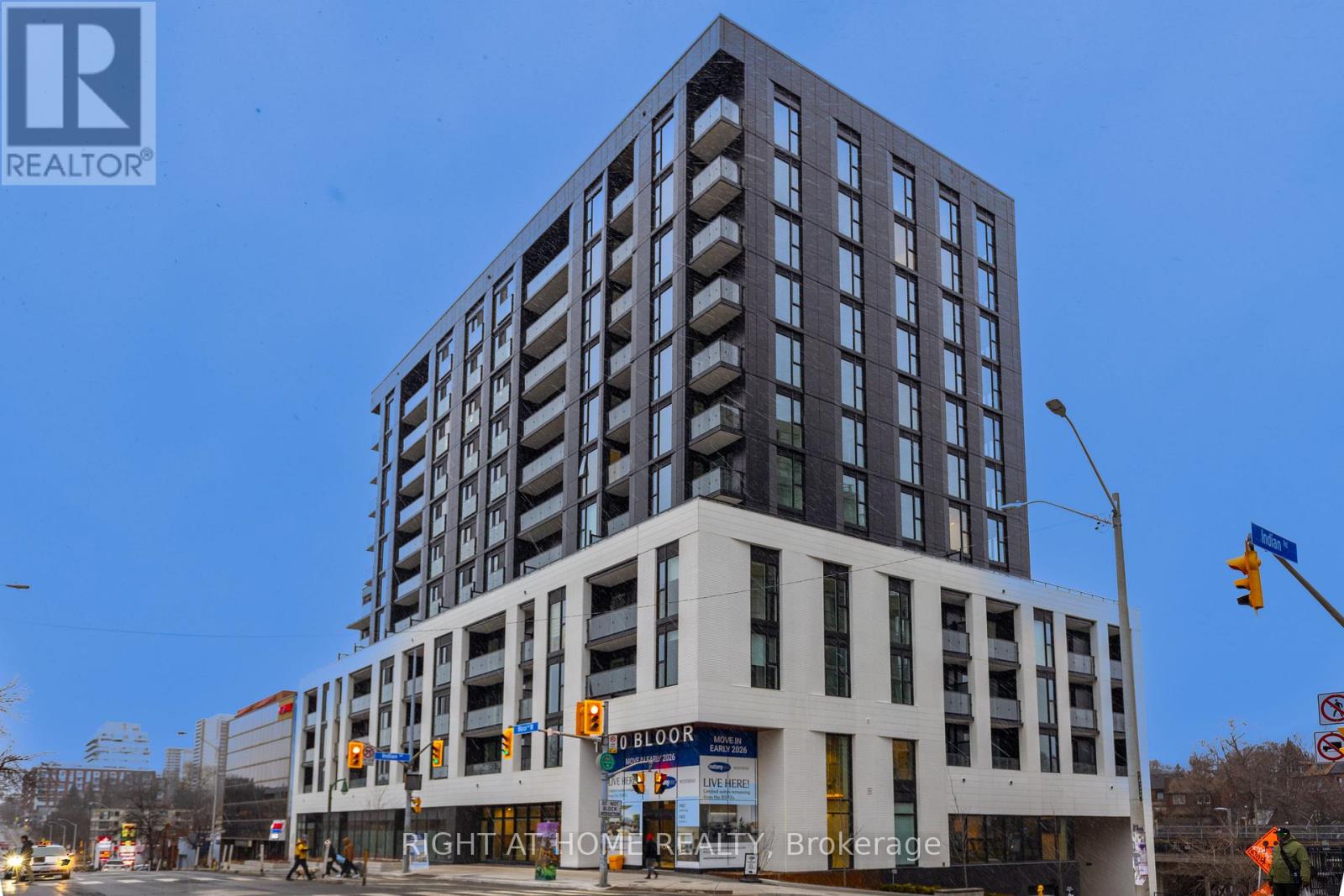 402 - 1660 Bloor Street W, Toronto, Ontario  M6P 0C6 - Photo 1 - W12891572