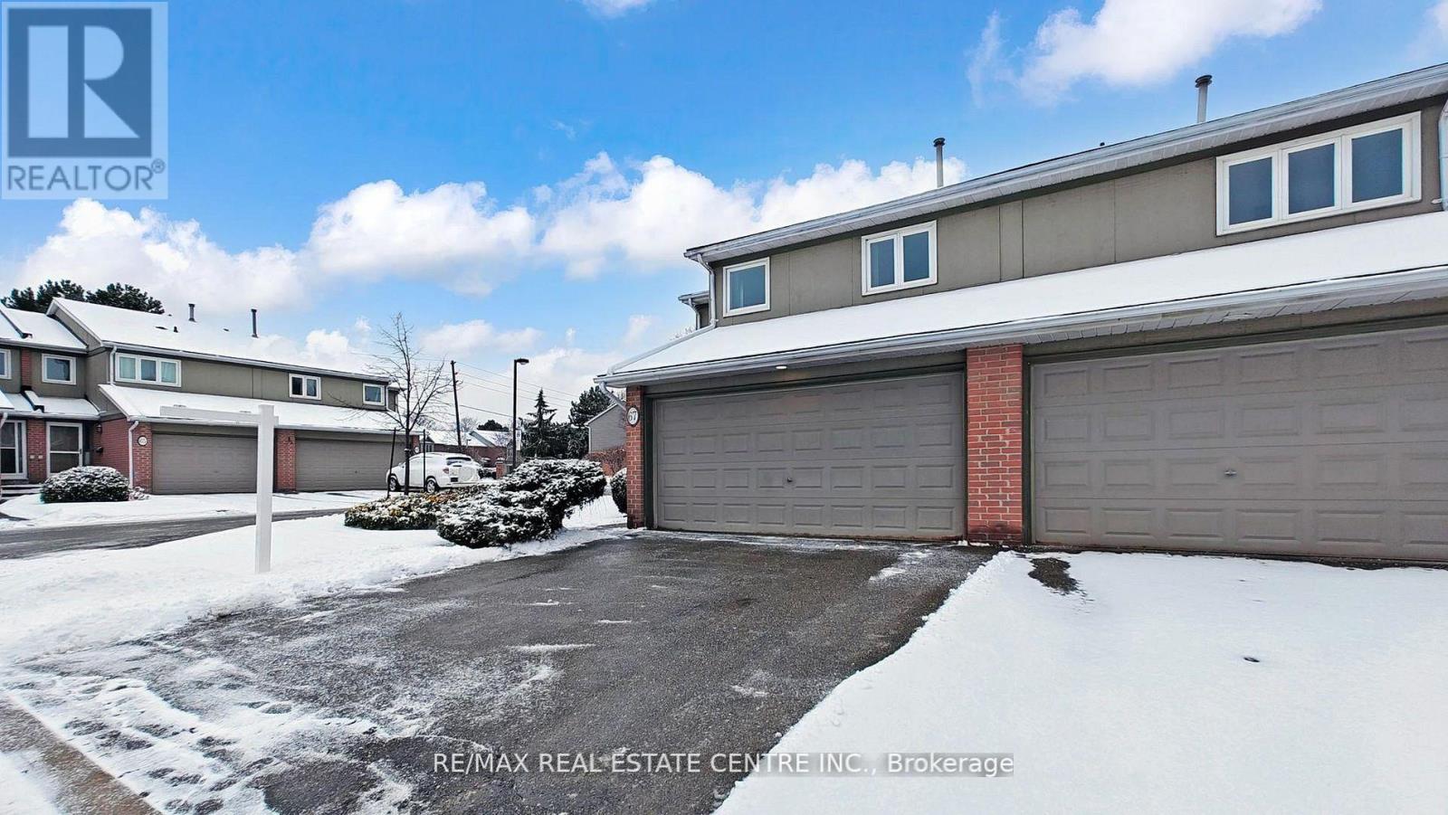 67 - 3079 Fifth Line W, Mississauga, Ontario  L5L 3T1 - Photo 4 - W12876592