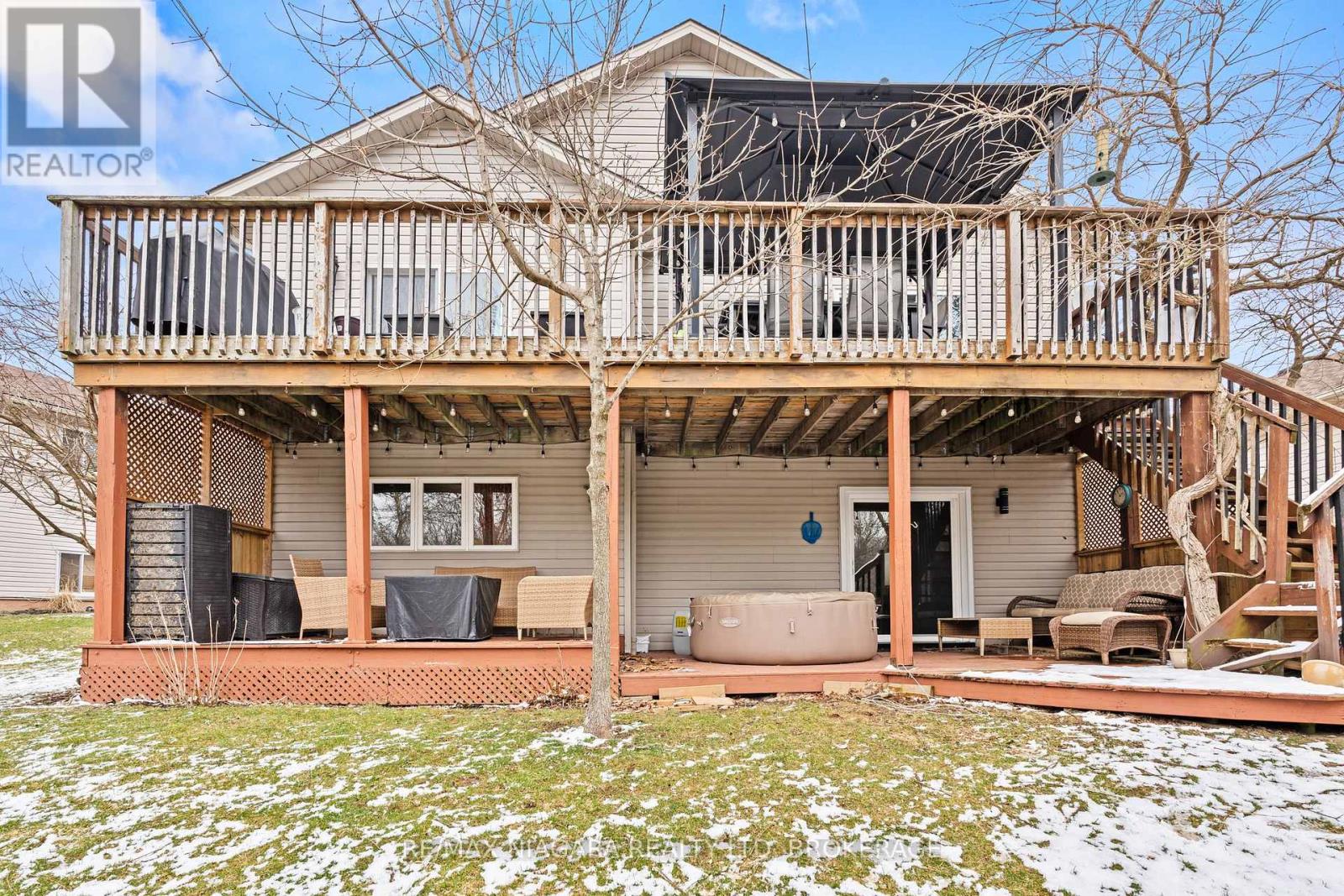 7852 Charnwood Avenue, Niagara Falls (Dorchester), Ontario  L2H 3E2 - Photo 37 - X12898526