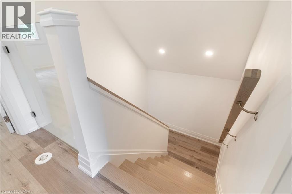 367 Hillside Avenue, Hamilton, Ontario  L8K 3L6 - Photo 24 - 40804654