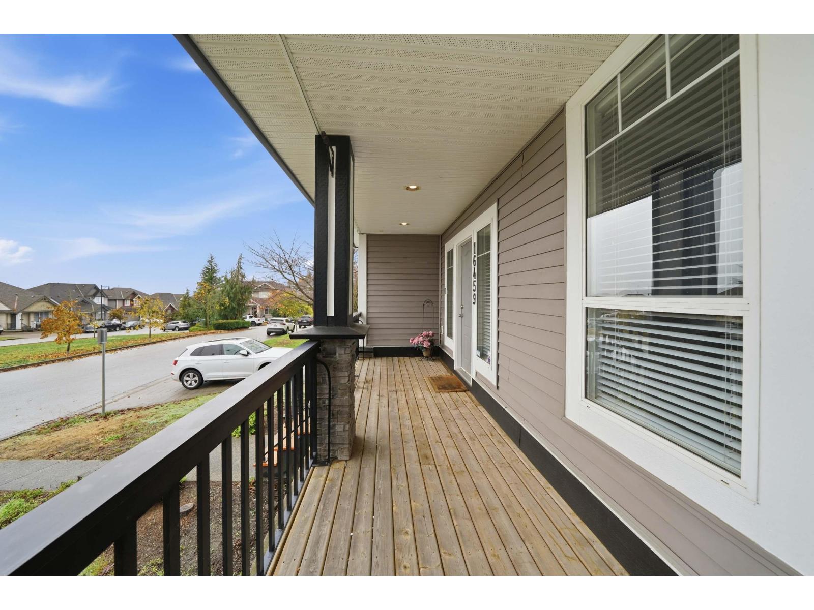 16459 59a Avenue, Surrey, British Columbia  V3S 6M6 - Photo 7 - R3101530