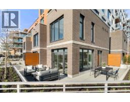 110 755 HARBOURSIDE DRIVE, North Vancouver, British Columbia