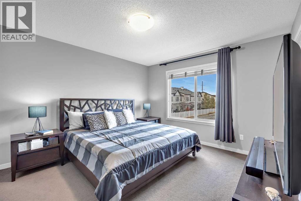 15 Copperpond Landing Se, Calgary, Alberta  T2Z 1G6 - Photo 17 - A2288713