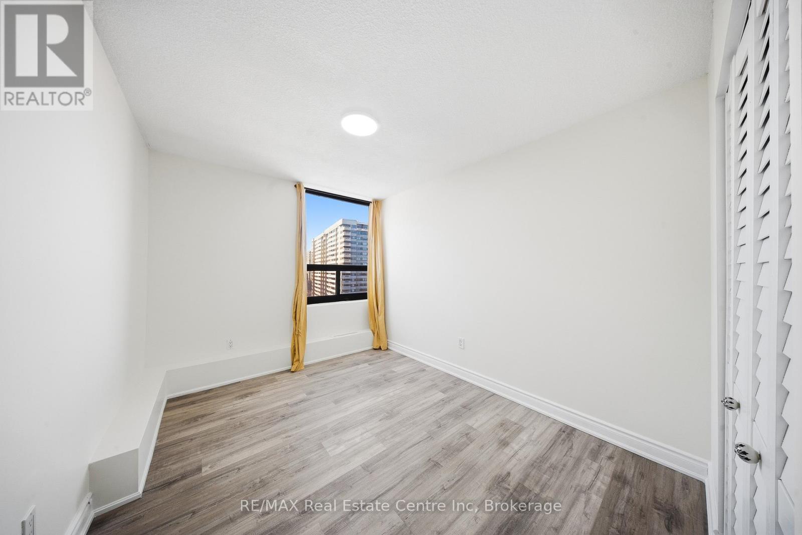 1204 - 20 Mississauga Valley Boulevard, Mississauga, Ontario  L5A 3S1 - Photo 18 - W12845496