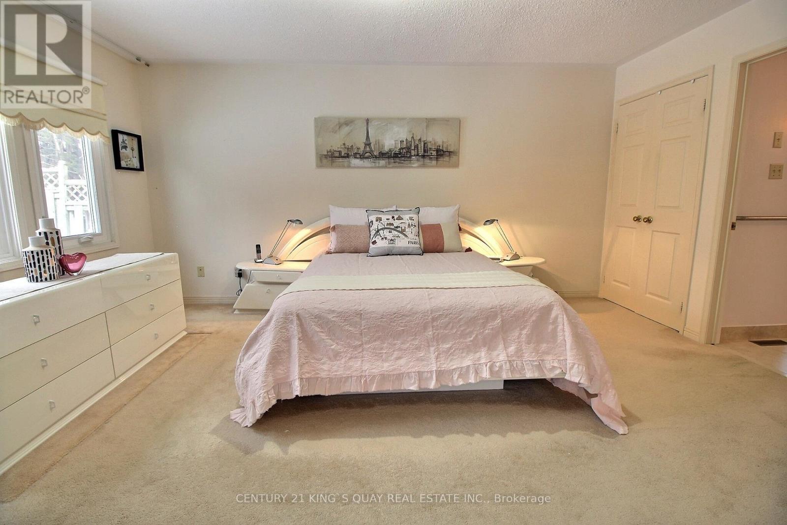 122 Longwater Chase, Markham, Ontario  L3R 6C4 - Photo 19 - N12898978