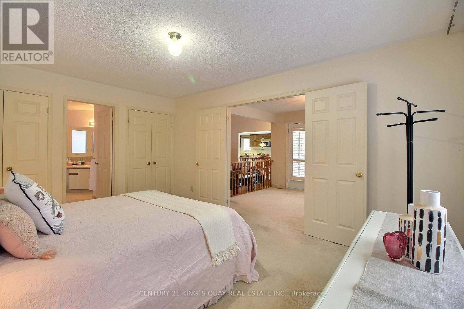122 Longwater Chase, Markham, Ontario  L3R 6C4 - Photo 20 - N12898978