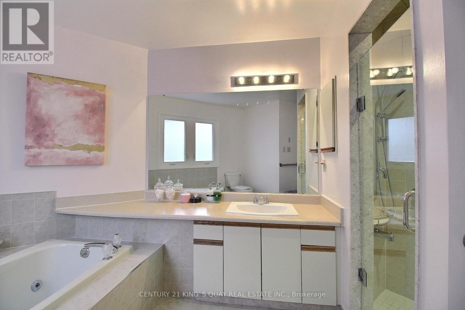 122 Longwater Chase, Markham, Ontario  L3R 6C4 - Photo 21 - N12898978