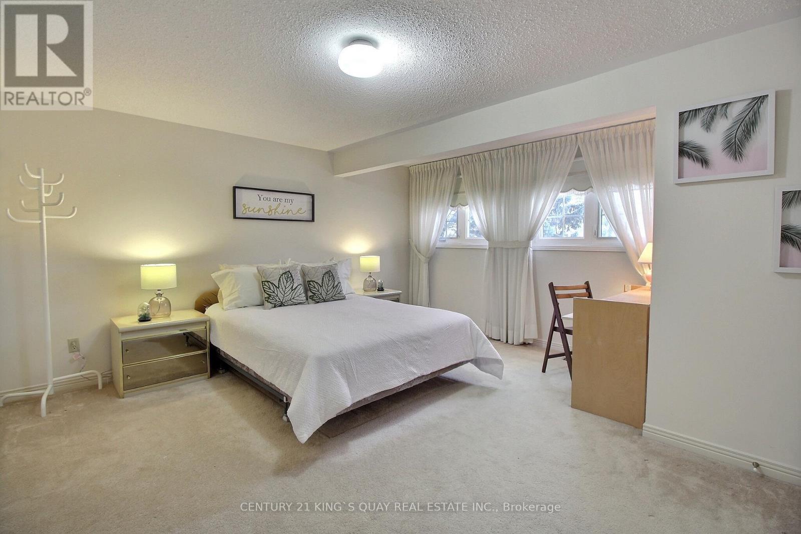 122 Longwater Chase, Markham, Ontario  L3R 6C4 - Photo 30 - N12898978