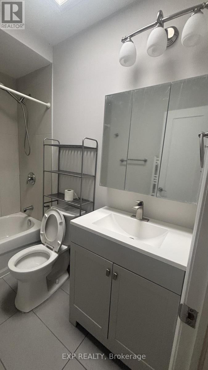 1 - 3289 Lakeshore Boulevard W, Toronto, Ontario  M8W 1M8 - Photo 10 - W12893442