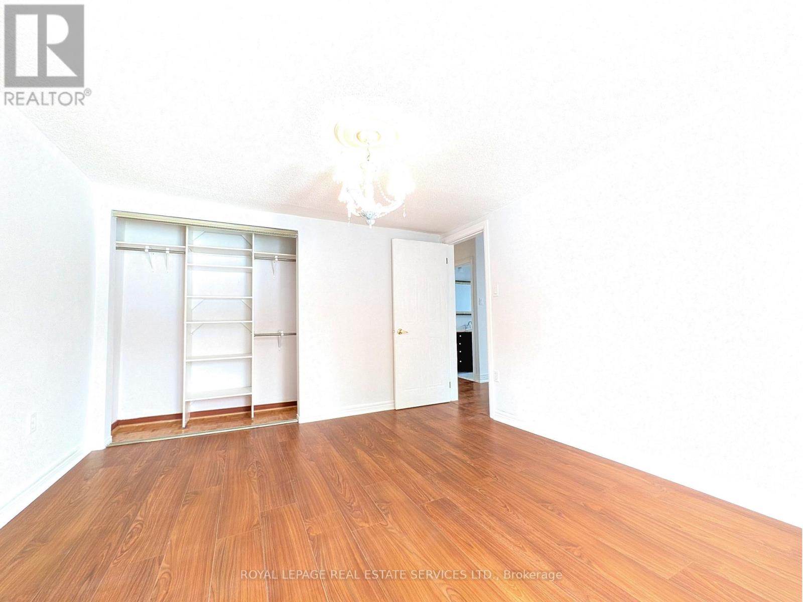 20 Holgate Street, Barrie, Ontario  L4N 2T5 - Photo 23 - S12885336