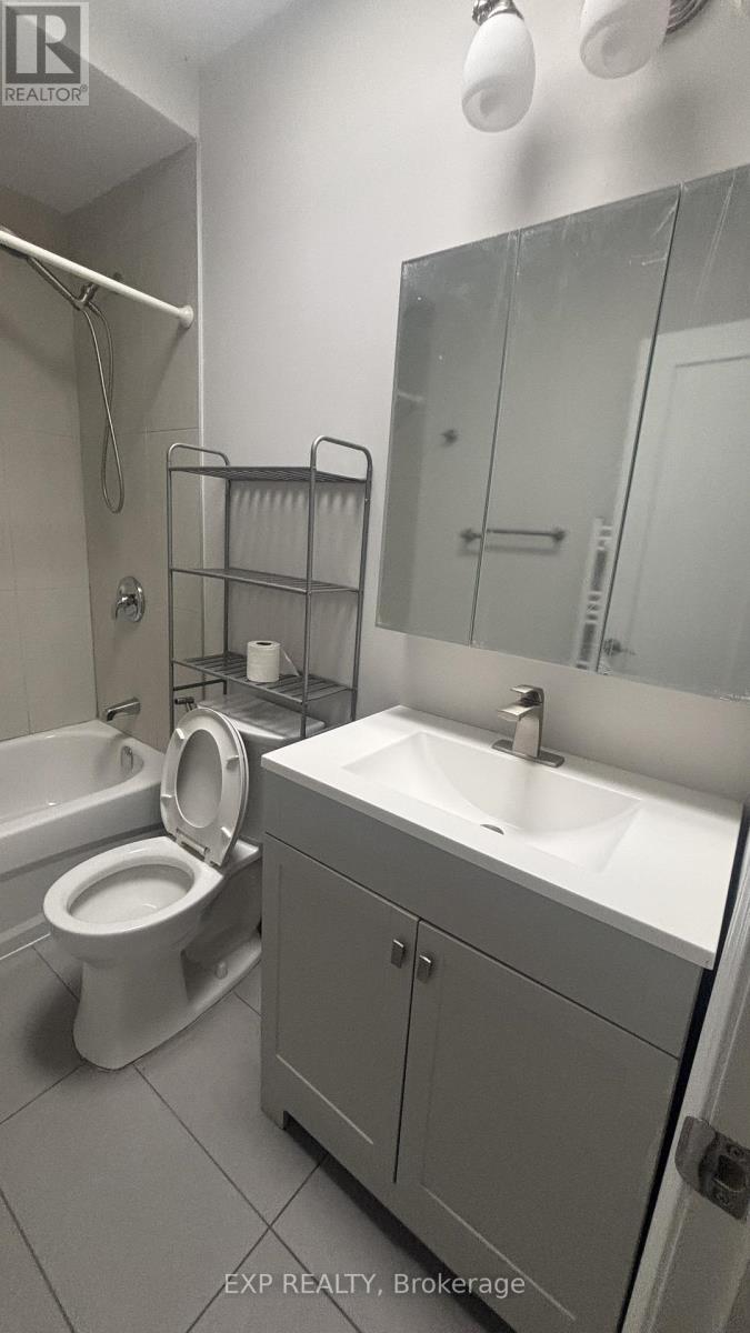 1 - 3289 Lakeshore Boulevard W, Toronto, Ontario  M8W 1M8 - Photo 11 - W12893442