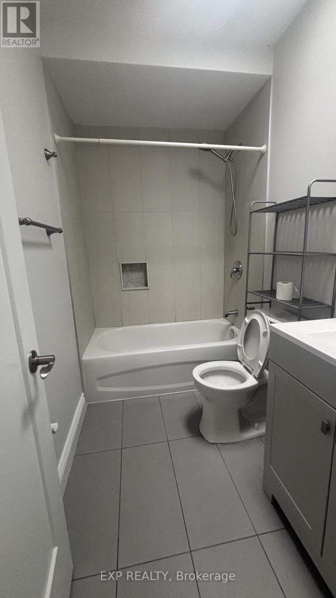 1 - 3289 Lakeshore Boulevard W, Toronto, Ontario  M8W 1M8 - Photo 9 - W12893442