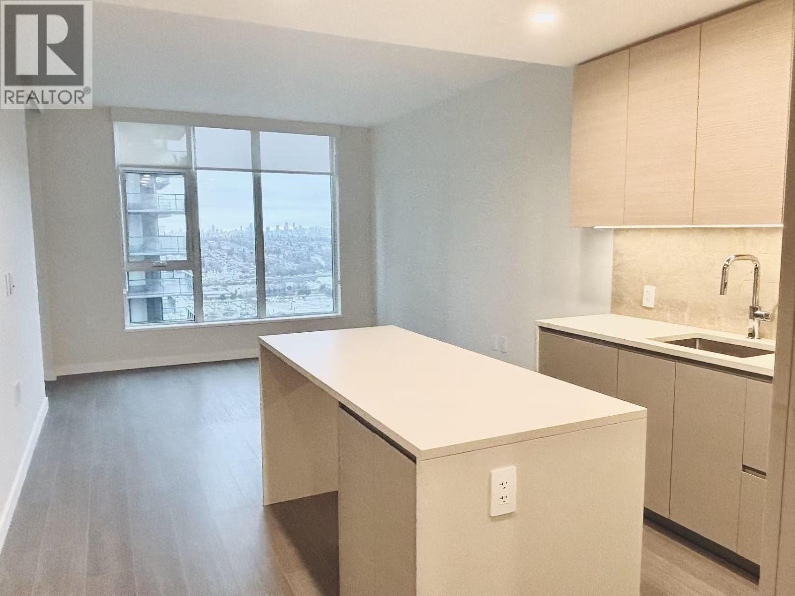 2804 4168 Lougheed Highway, Burnaby, British Columbia  V5C 0N9 - Photo 1 - R3101376