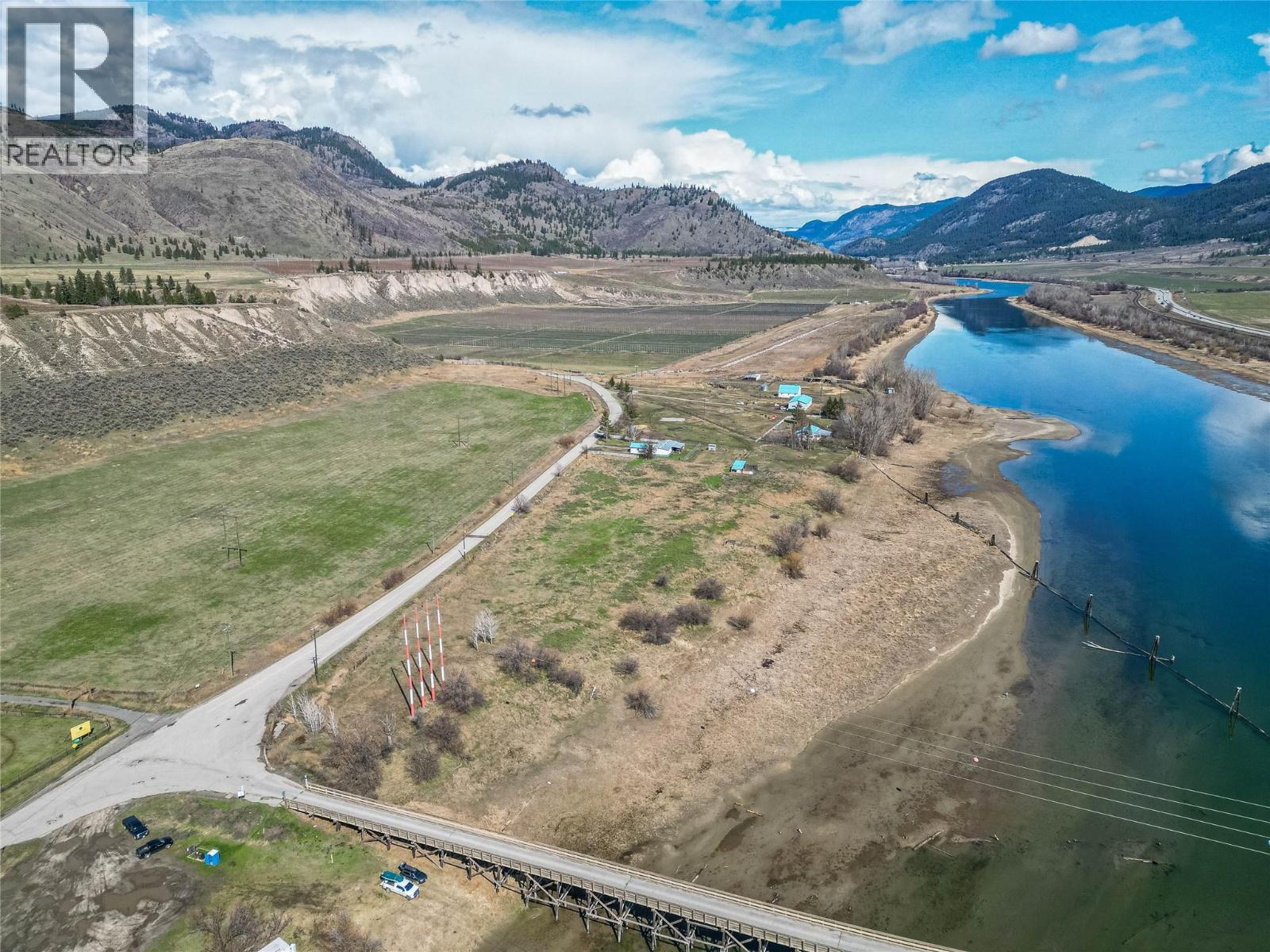 5024 Pinantan Road, Pritchard, British Columbia