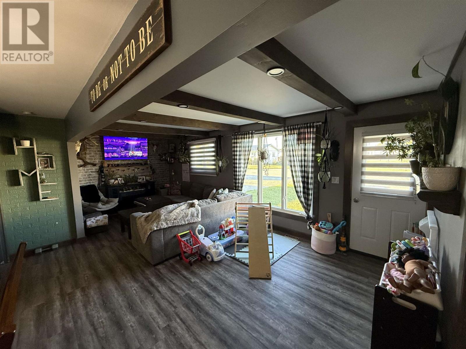 215 Des Sapins, Dubreuilville, Ontario  P0S 1B0 - Photo 14 - SM253086