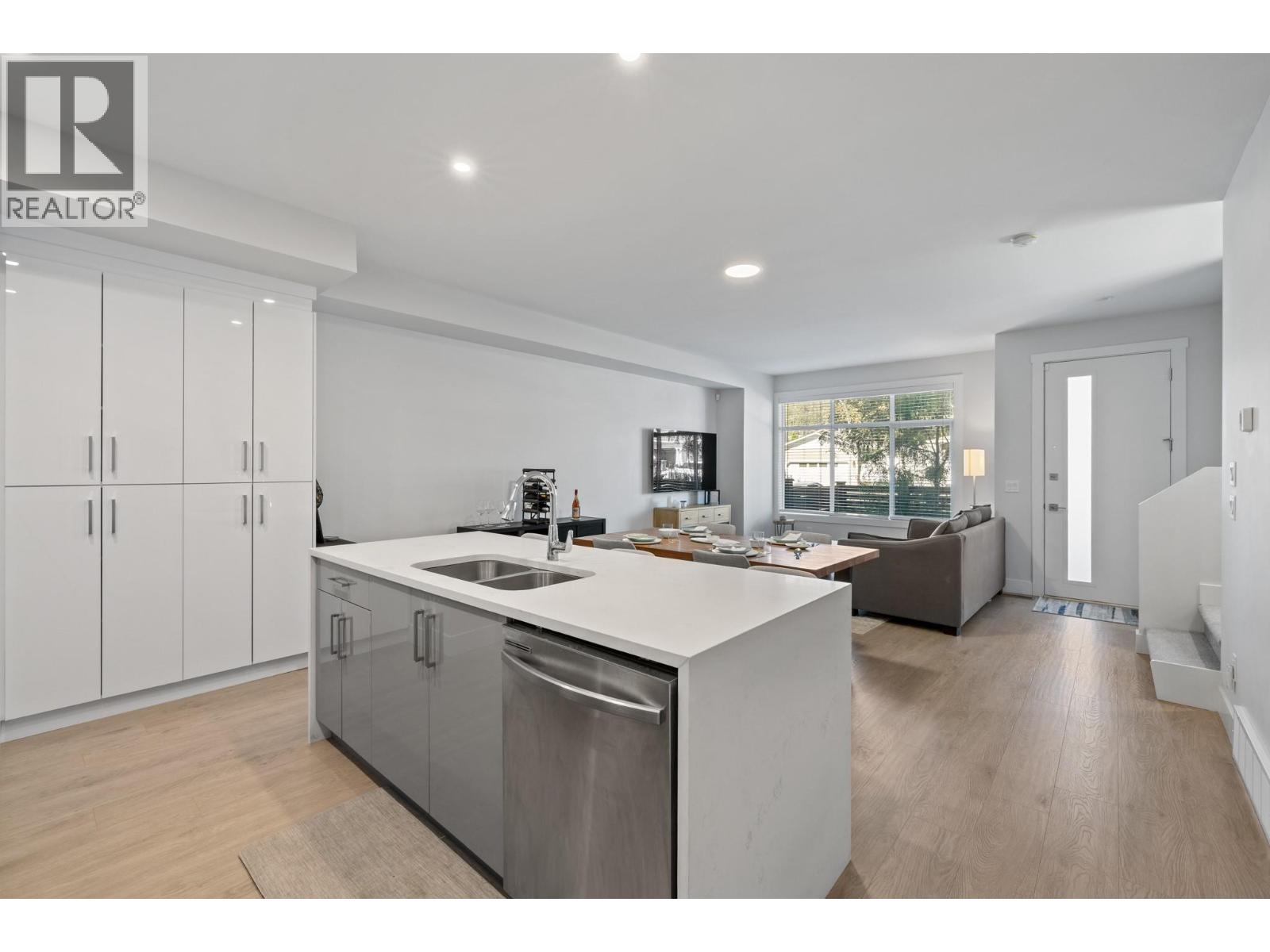 115 Wyndham Crescent Unit# 12, Kelowna, British Columbia  V1V 1Z2 - Photo 7 - 10380017