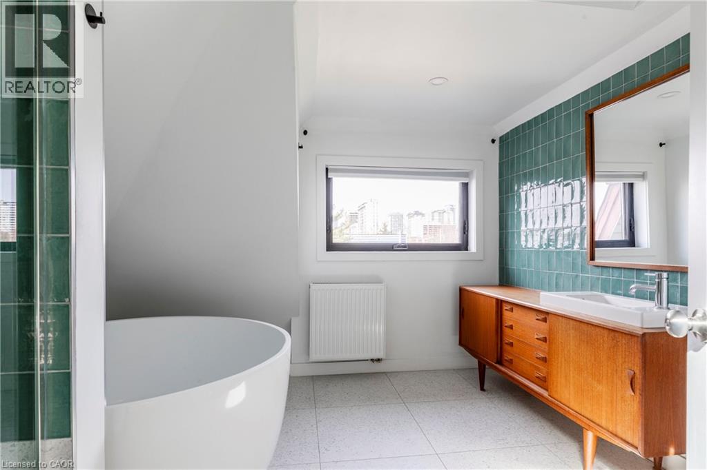 182 Herkimer Street, Hamilton, Ontario  L8P 2H6 - Photo 32 - 40813480