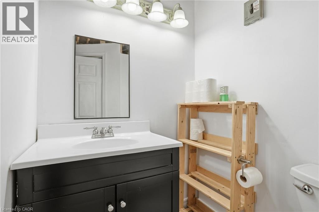 444 W Stone Church Road W Unit# 7, Hamilton, Ontario  L9B 1R1 - Photo 37 - 40810426