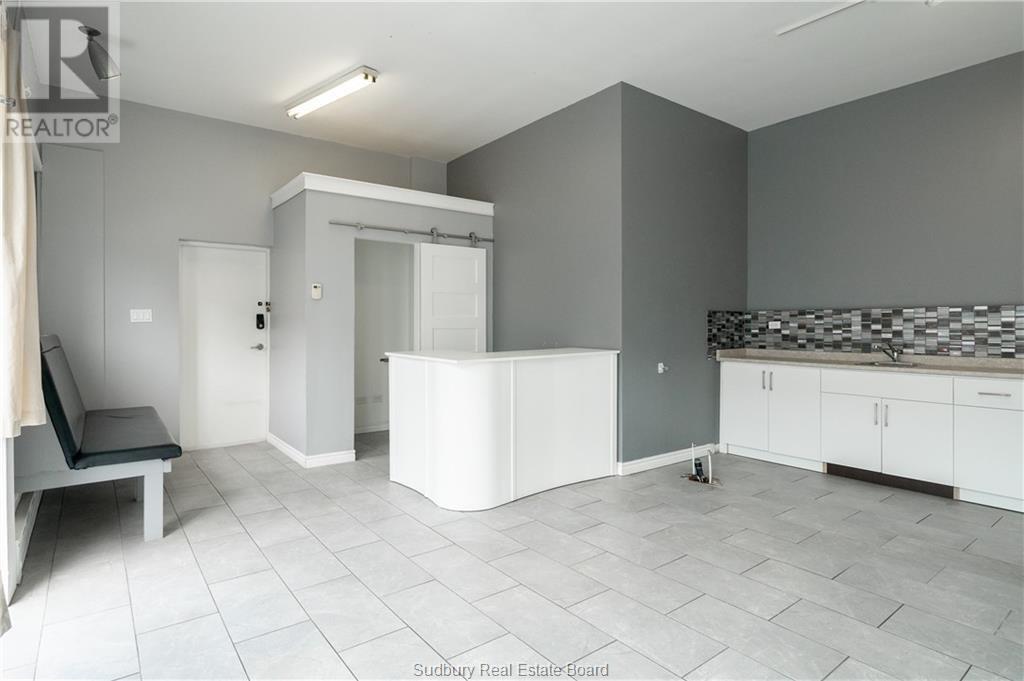 256 Hazel Street Unit# A, Sudbury, Ontario  P3C 1J2 - Photo 3 - 2126365