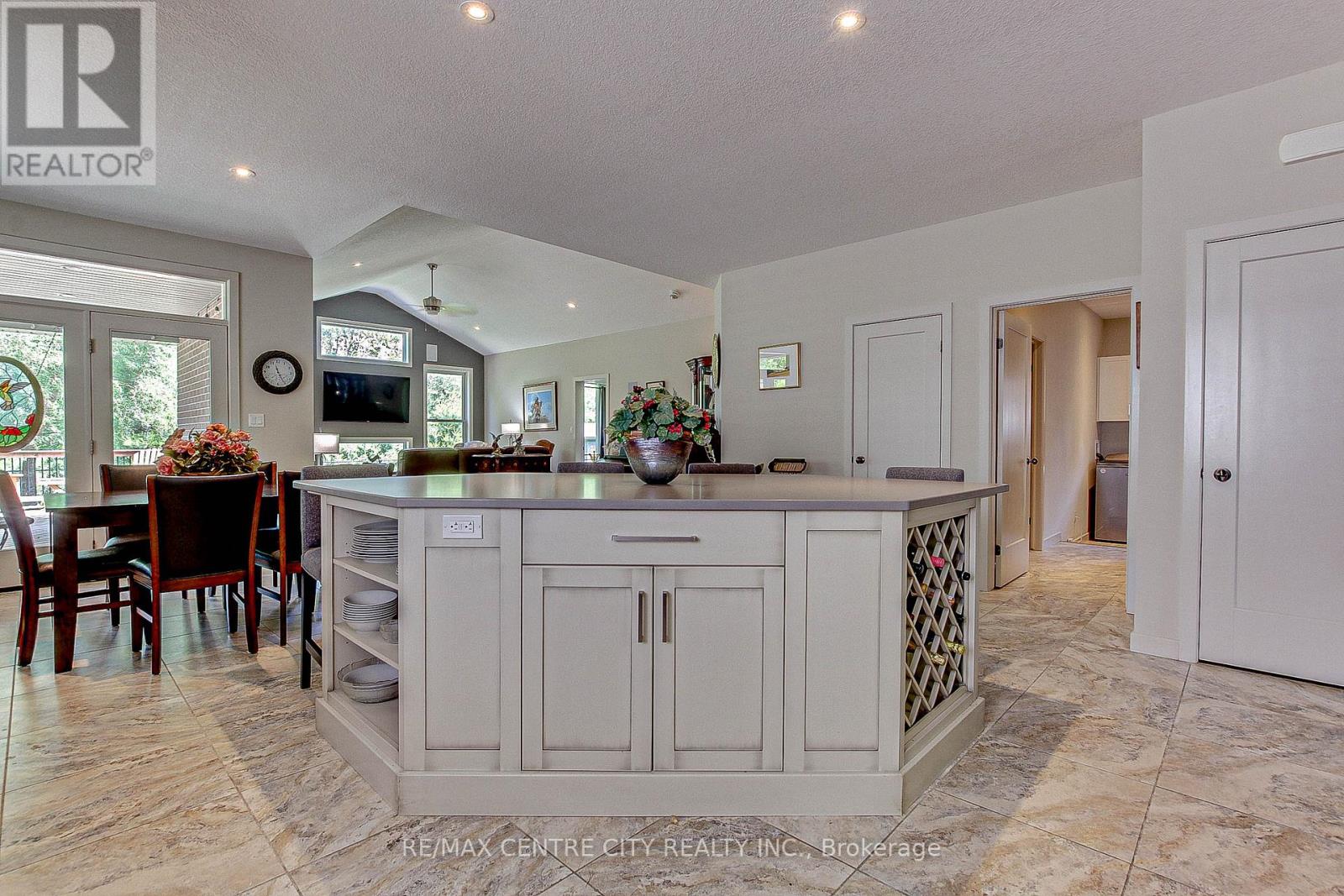 436 Beamish Street, Central Elgin, Ontario  N5L 0A7 - Photo 10 - X12899944