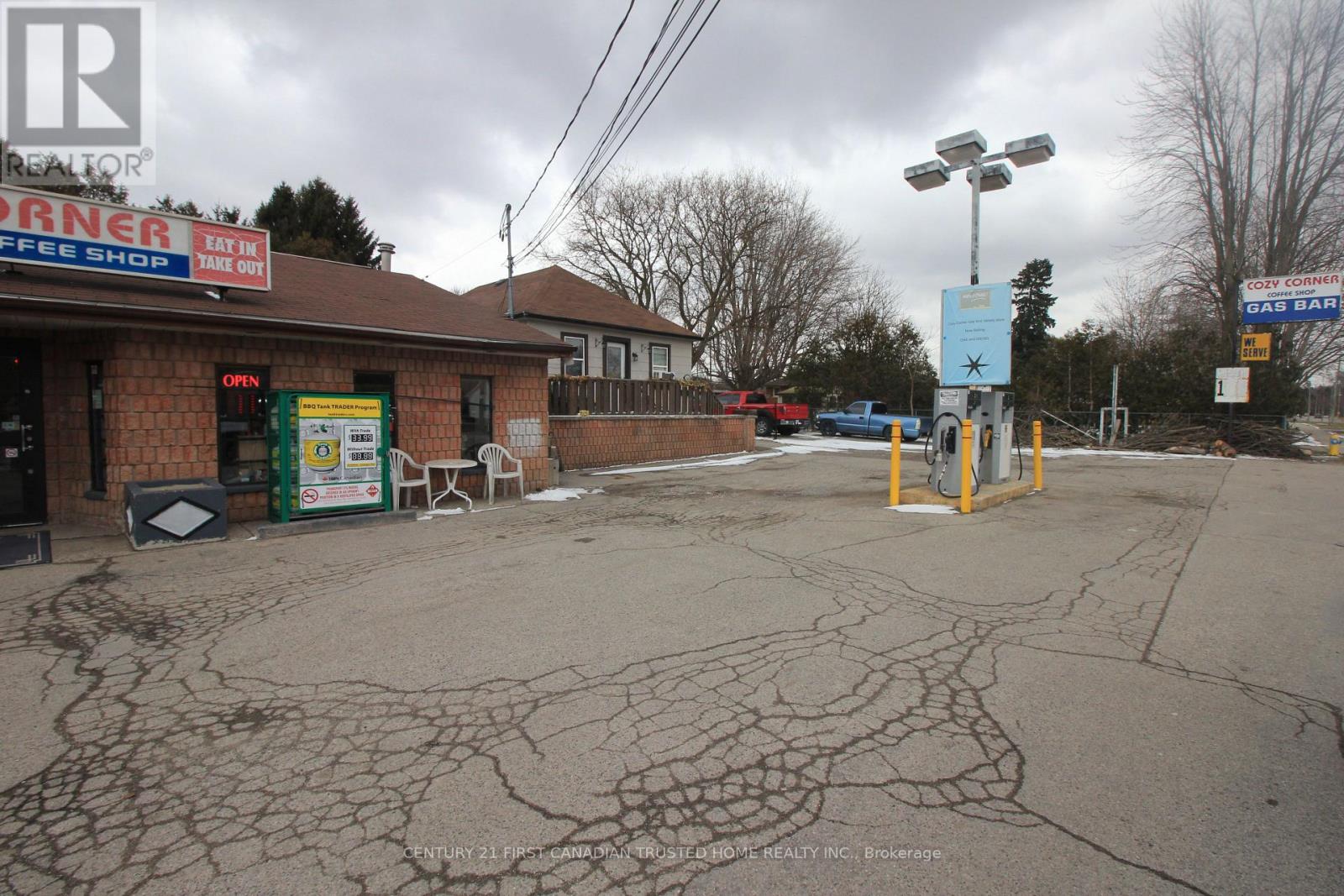 1344 Hamilton Road, London East, Ontario  N5N 5W9 - Photo 12 - X12899968