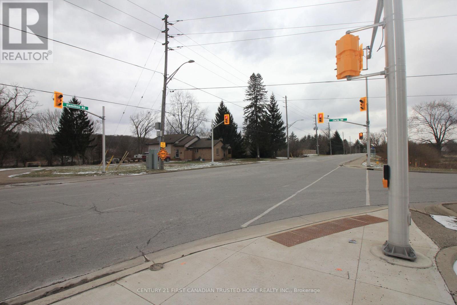 1344 Hamilton Road, London East, Ontario  N5N 5W9 - Photo 13 - X12899968