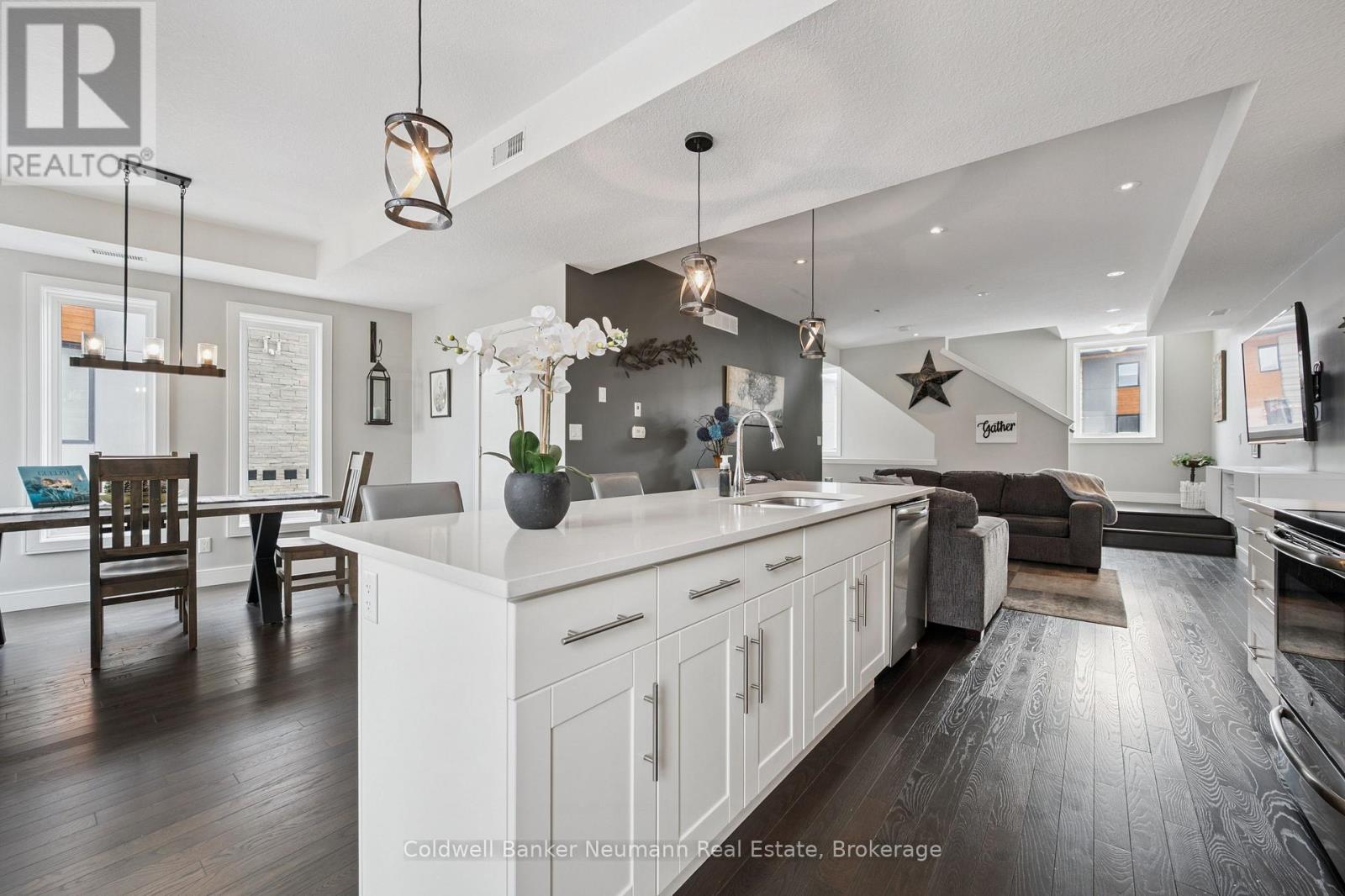 8 - 32 Arkell Road, Guelph (Kortright East), Ontario  N1L 0L4 - Photo 11 - X12900010