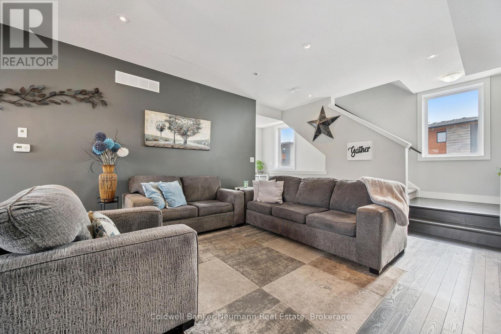 8 - 32 Arkell Road, Guelph (Kortright East), Ontario  N1L 0L4 - Photo 7 - X12900010