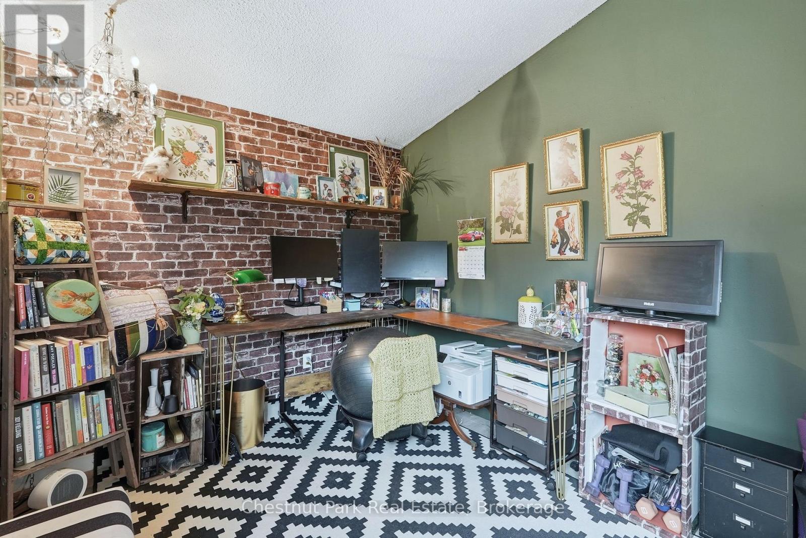 324 Bryant Street, South Bruce Peninsula, Ontario  N0H 2T0 - Photo 20 - X12900056