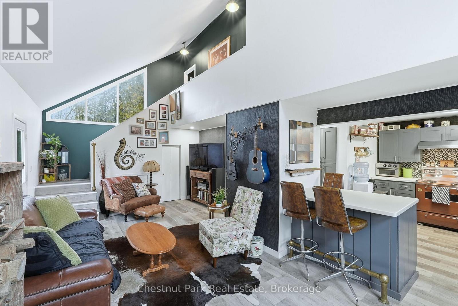 324 Bryant Street, South Bruce Peninsula, Ontario  N0H 2T0 - Photo 8 - X12900056