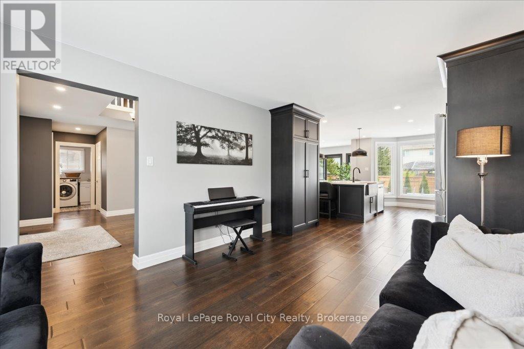 9 Kortright Road E, Guelph (Kortright East), Ontario  N1G 4C8 - Photo 14 - X12900068