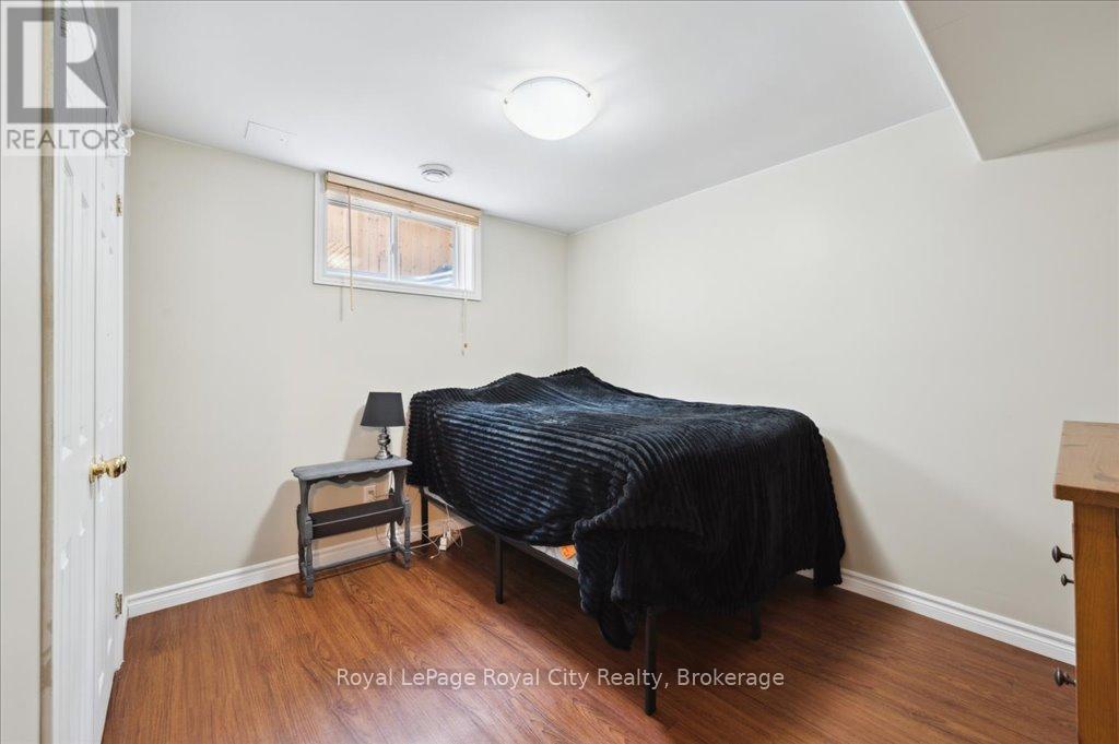 9 Kortright Road E, Guelph (Kortright East), Ontario  N1G 4C8 - Photo 34 - X12900068