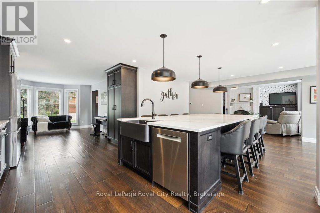 9 Kortright Road E, Guelph (Kortright East), Ontario  N1G 4C8 - Photo 9 - X12900068