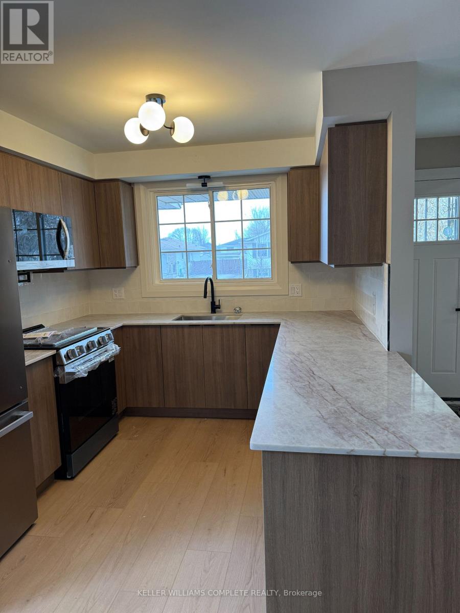 8165 PADDOCK TRAIL DRIVE, Niagara Falls, Ontario