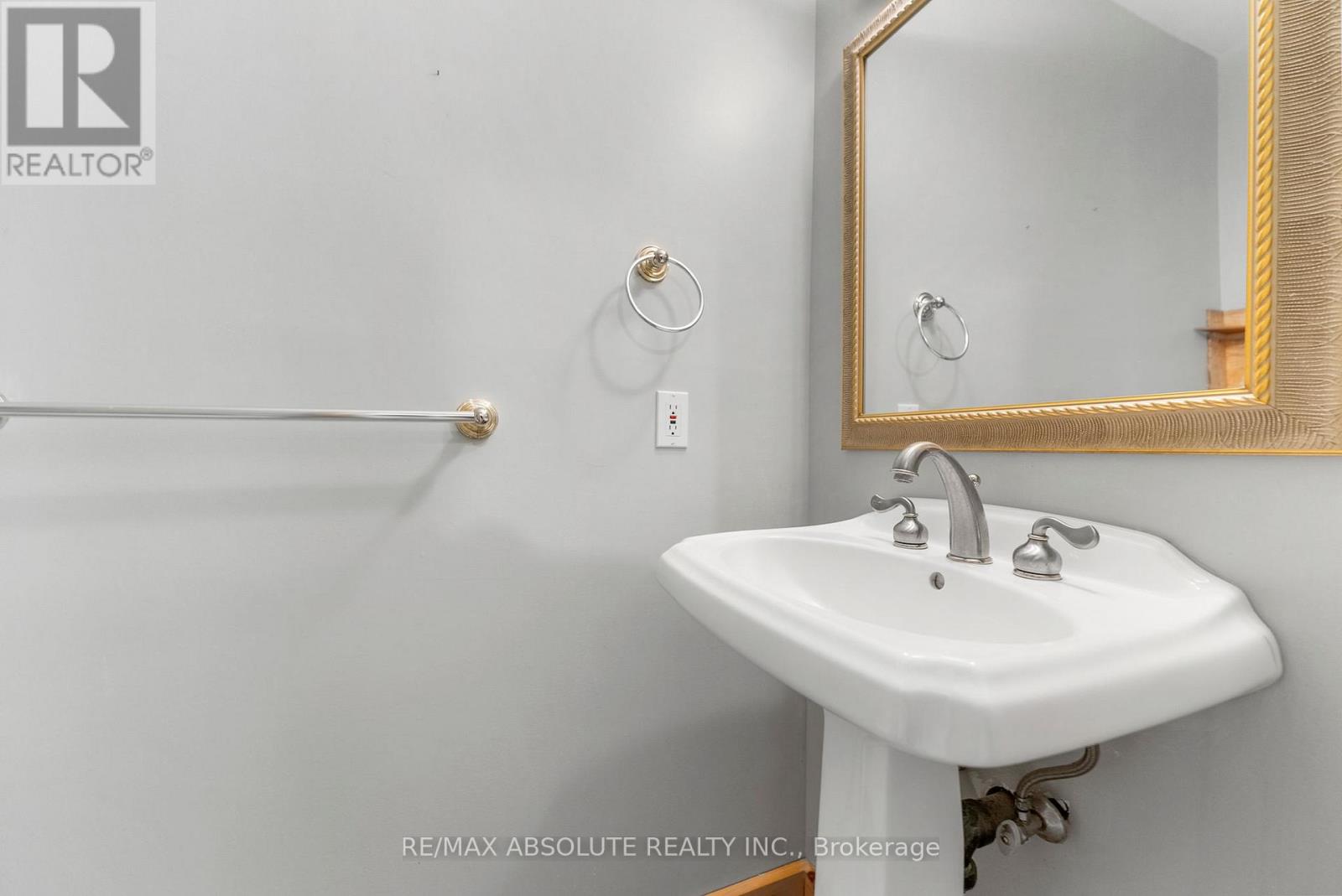 5749 Loggers Way, Ottawa, Ontario  K7S 3G7 - Photo 27 - X12900018