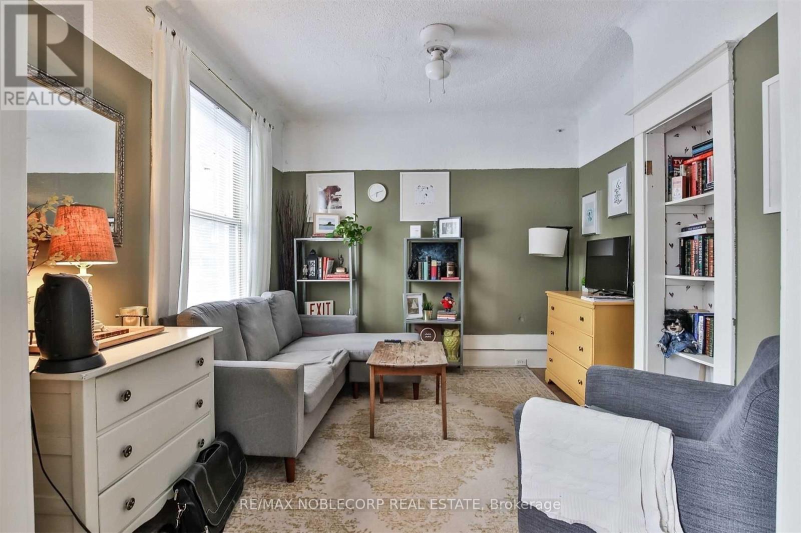 4 - 34 Winchester Street, Toronto, Ontario  M4X 1A7 - Photo 4 - C12900004