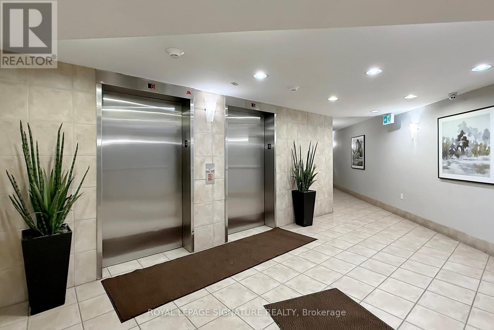 205 - 300 Balliol Street, Toronto (Mount Pleasant West), Ontario  M4W 3G6 - Photo 11 - C12900046