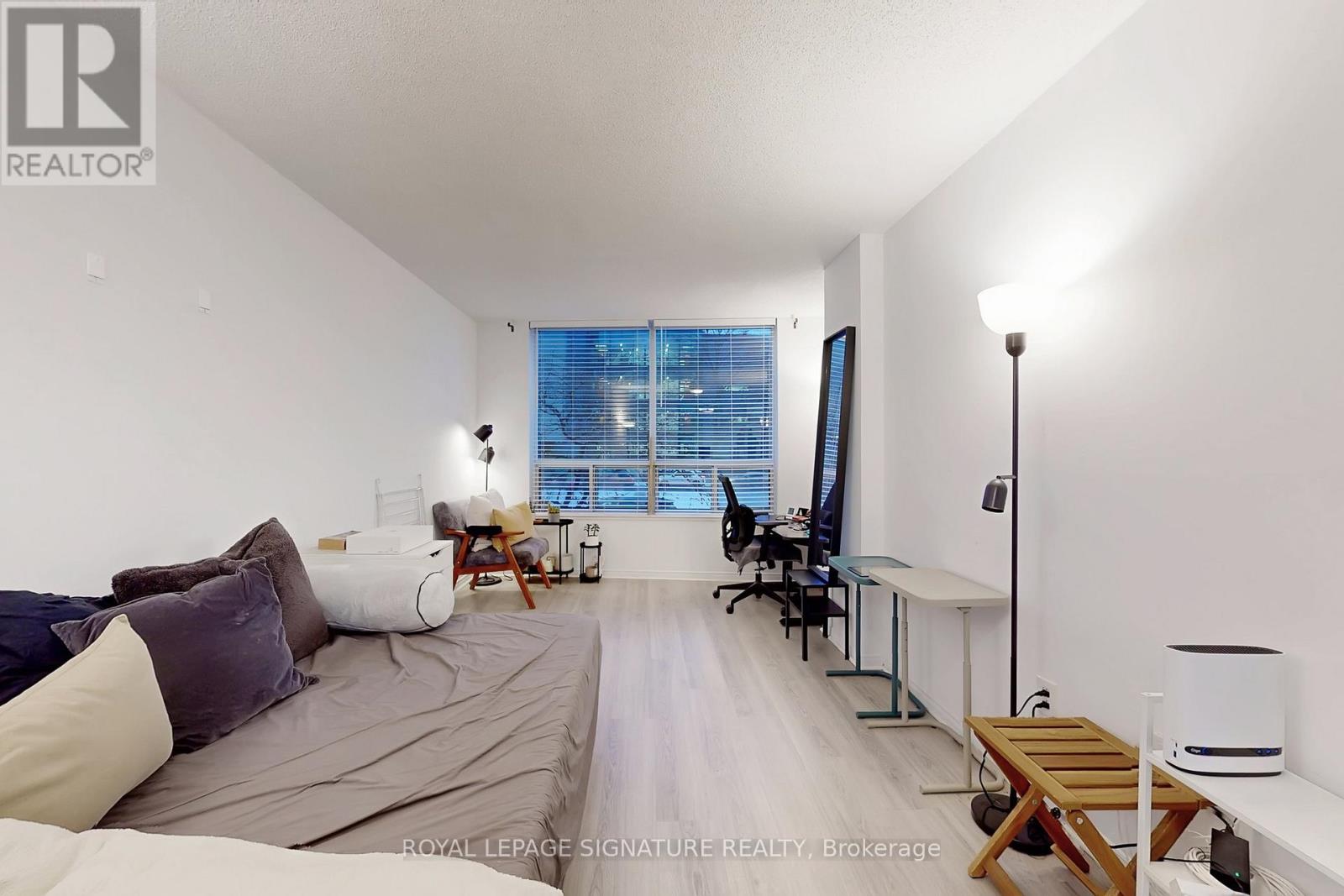 205 - 300 Balliol Street, Toronto (Mount Pleasant West), Ontario  M4W 3G6 - Photo 13 - C12900046