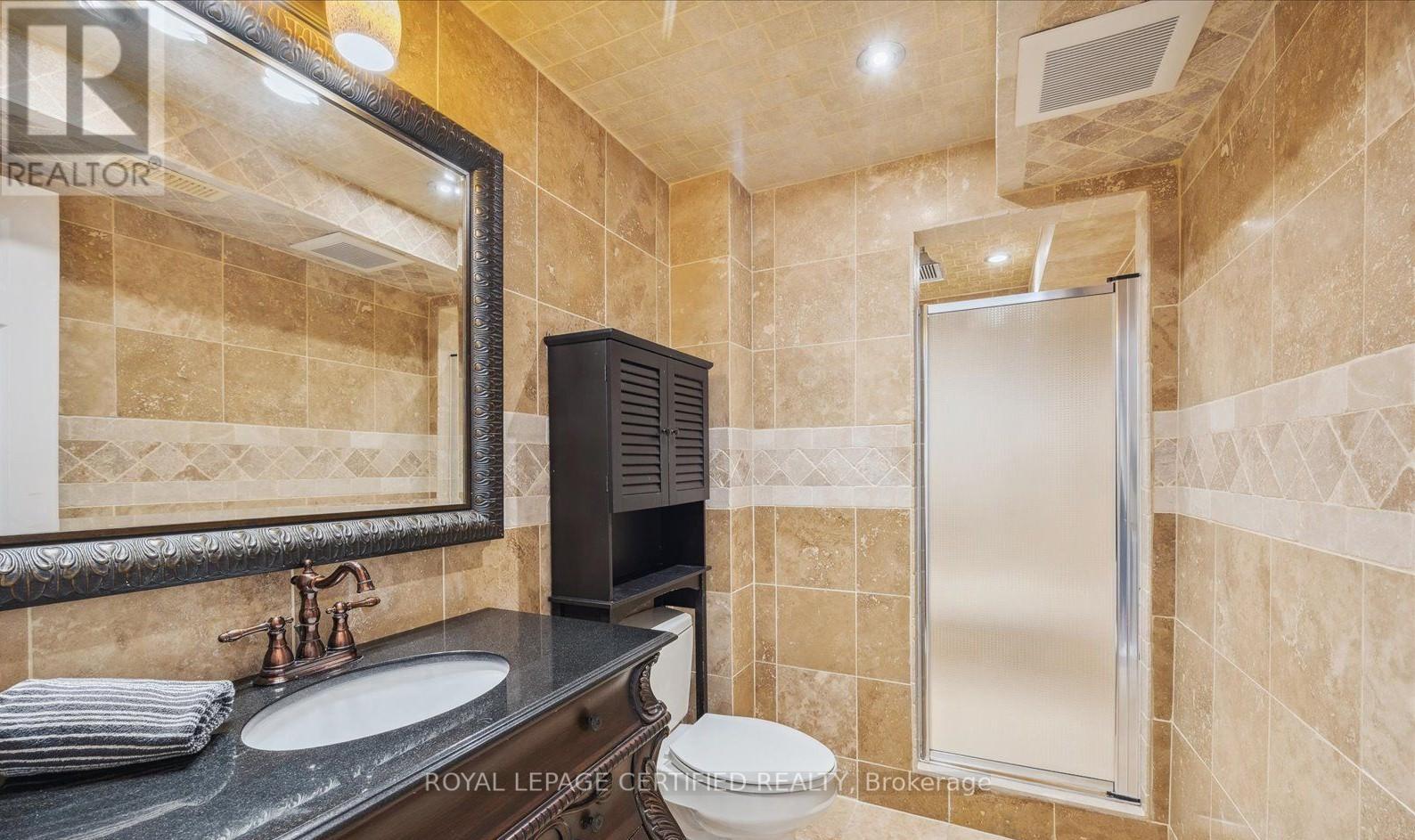 12 Fabrizio Court, Whitby, Ontario  L1M 2J1 - Photo 12 - E12843698