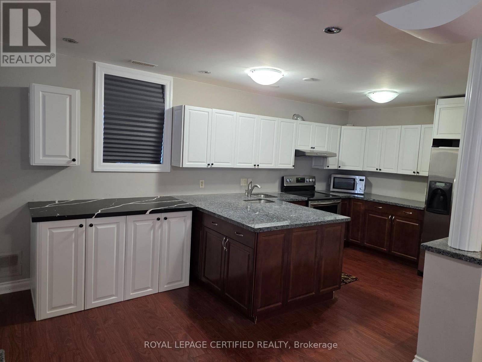 12 Fabrizio Court, Whitby, Ontario  L1M 2J1 - Photo 3 - E12843698