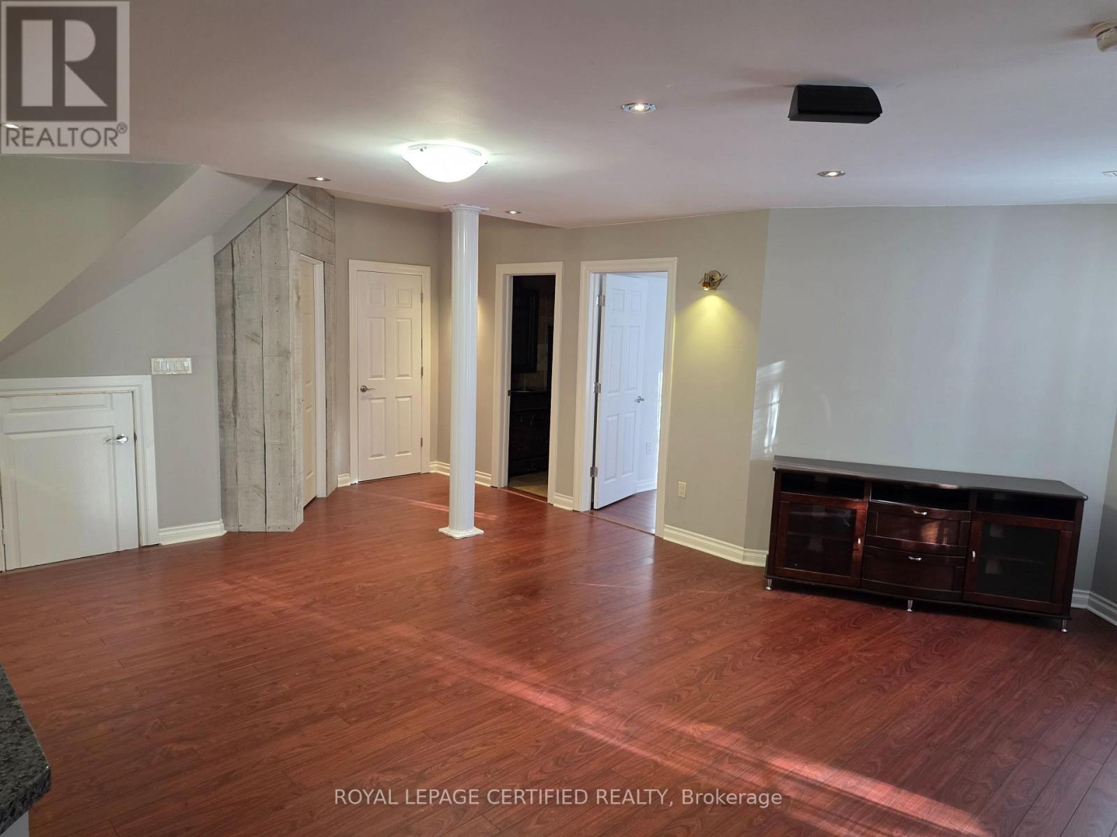 12 Fabrizio Court, Whitby, Ontario  L1M 2J1 - Photo 4 - E12843698