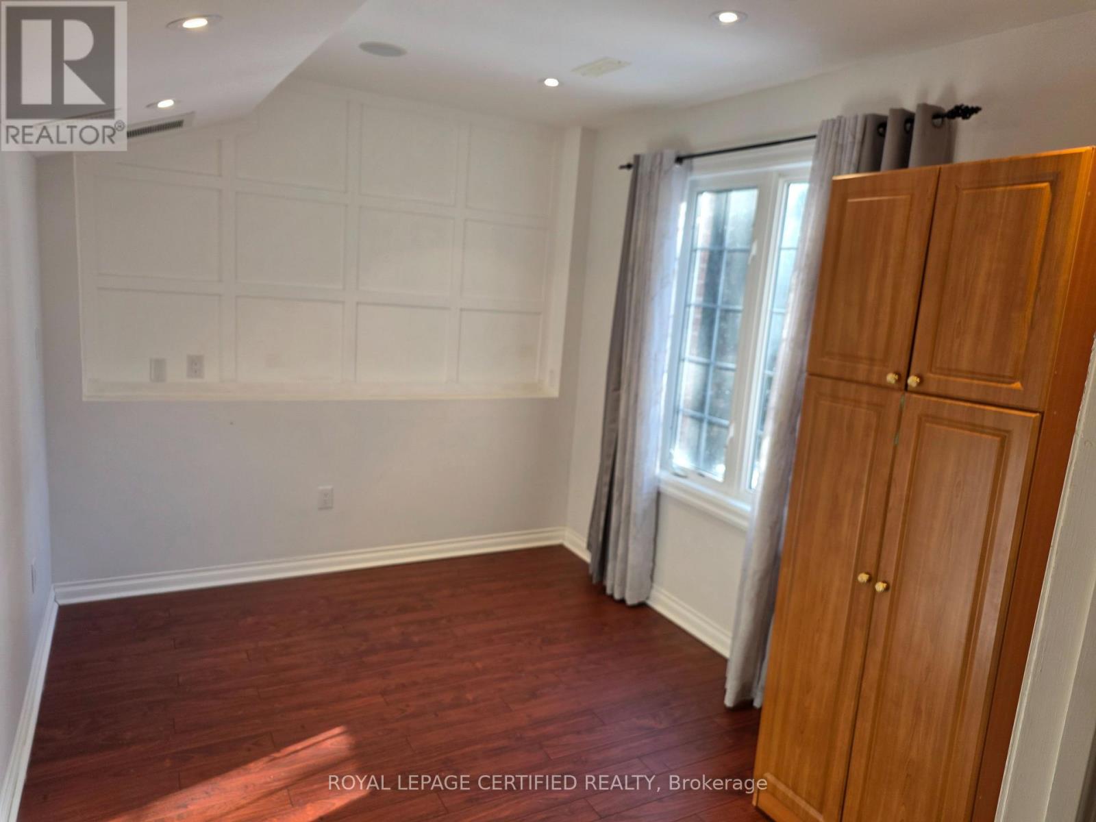 12 Fabrizio Court, Whitby, Ontario  L1M 2J1 - Photo 9 - E12843698