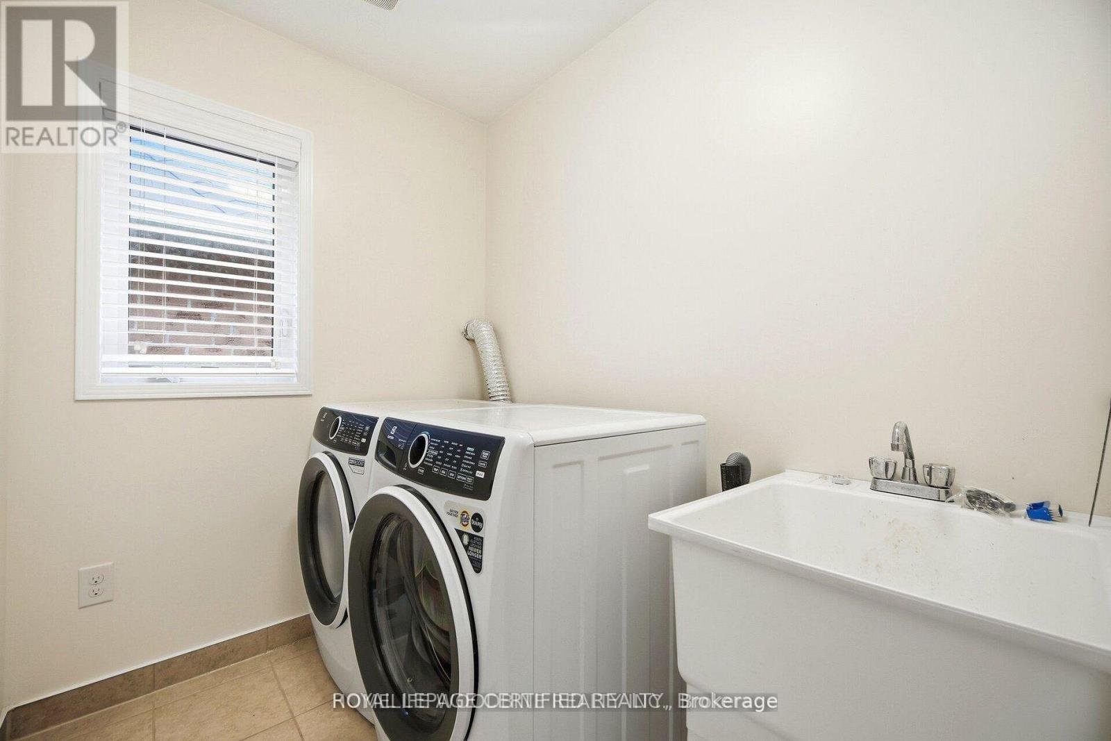 4 Bazin Road, Ajax, Ontario  L1Z 0N1 - Photo 35 - E12849078