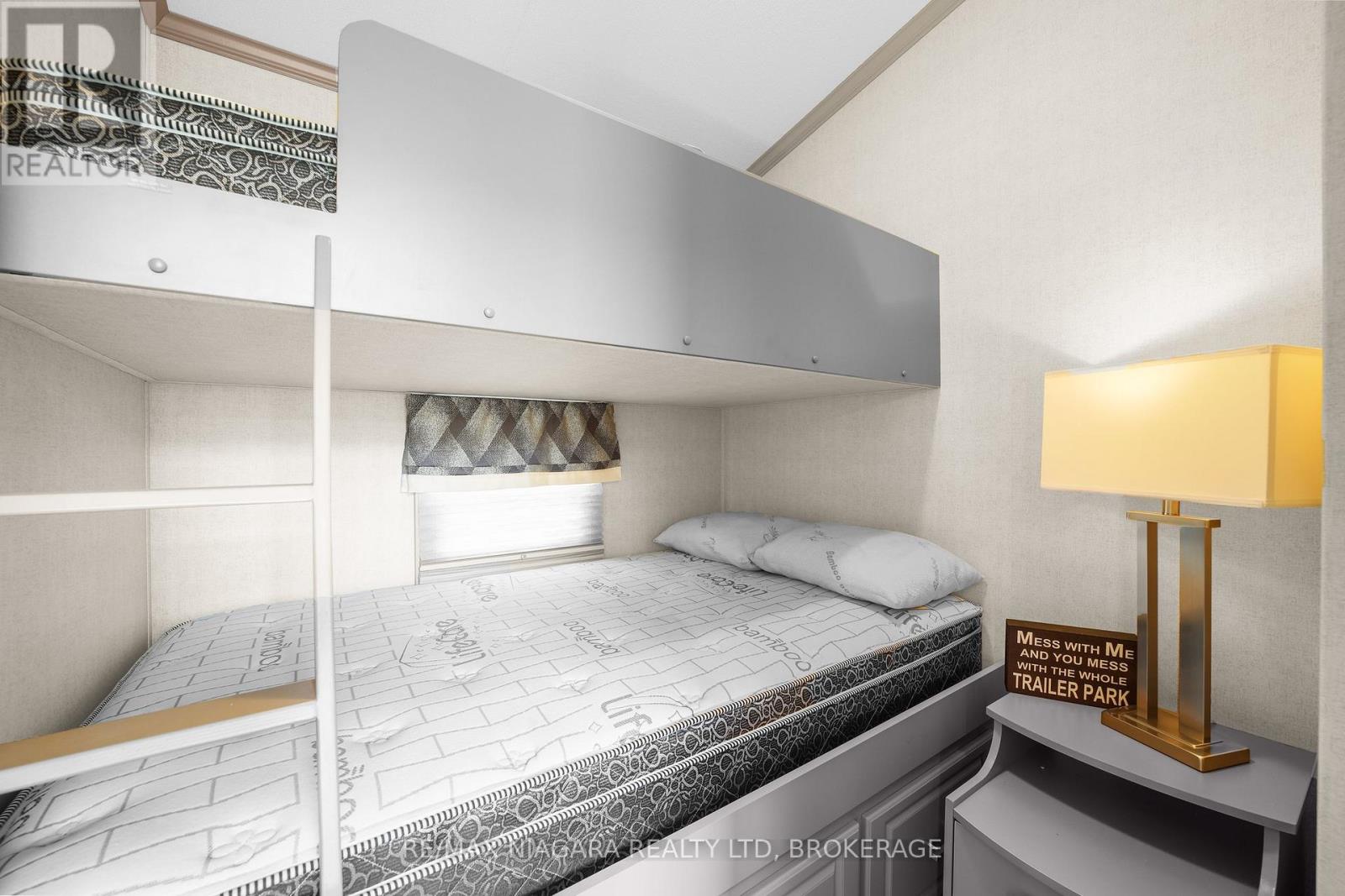 210 - 1501 Line 8 Road, Niagara-On-The-Lake, Ontario  L0S 1L0 - Photo 19 - X12899966