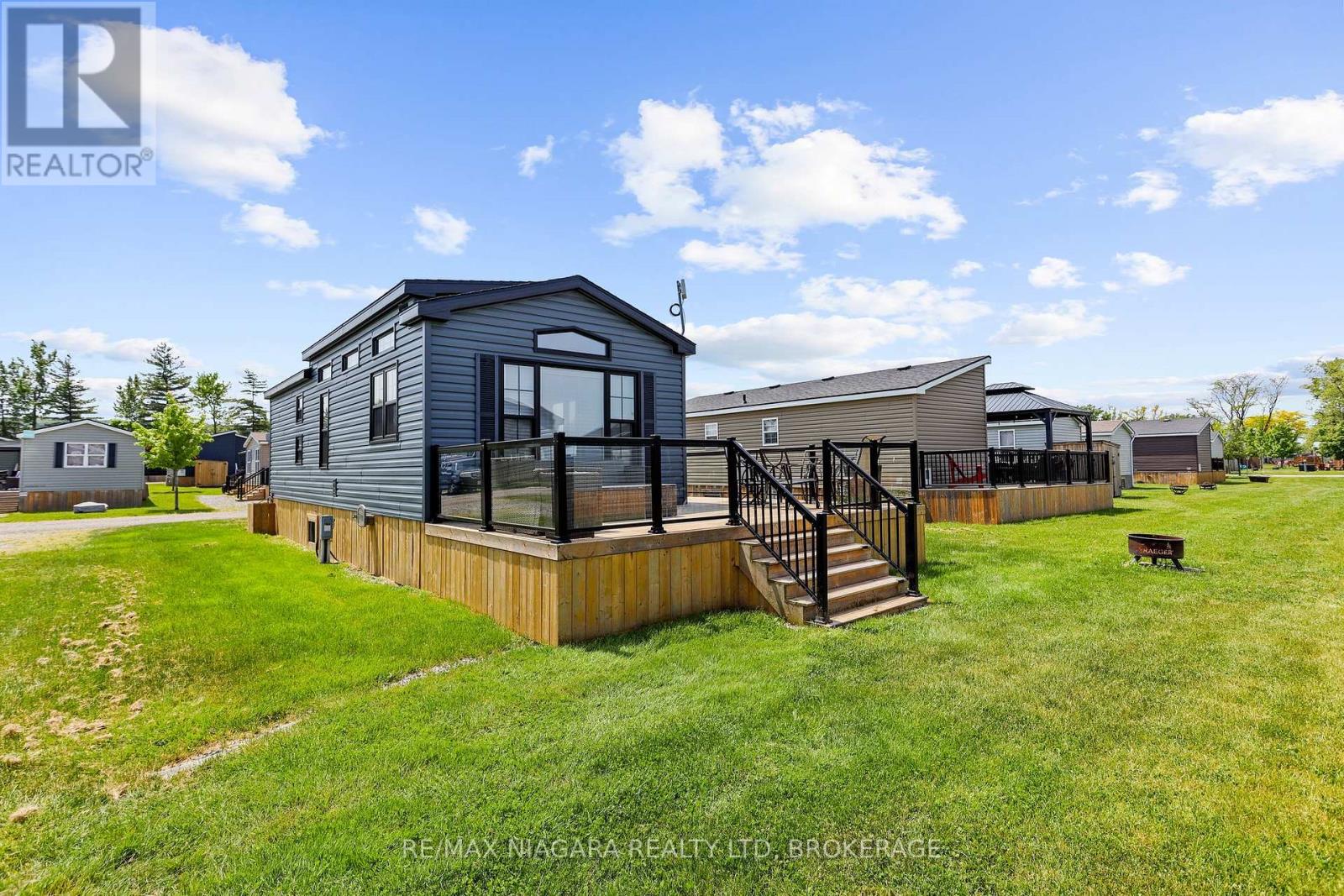 210 - 1501 Line 8 Road, Niagara-On-The-Lake, Ontario  L0S 1L0 - Photo 2 - X12899966