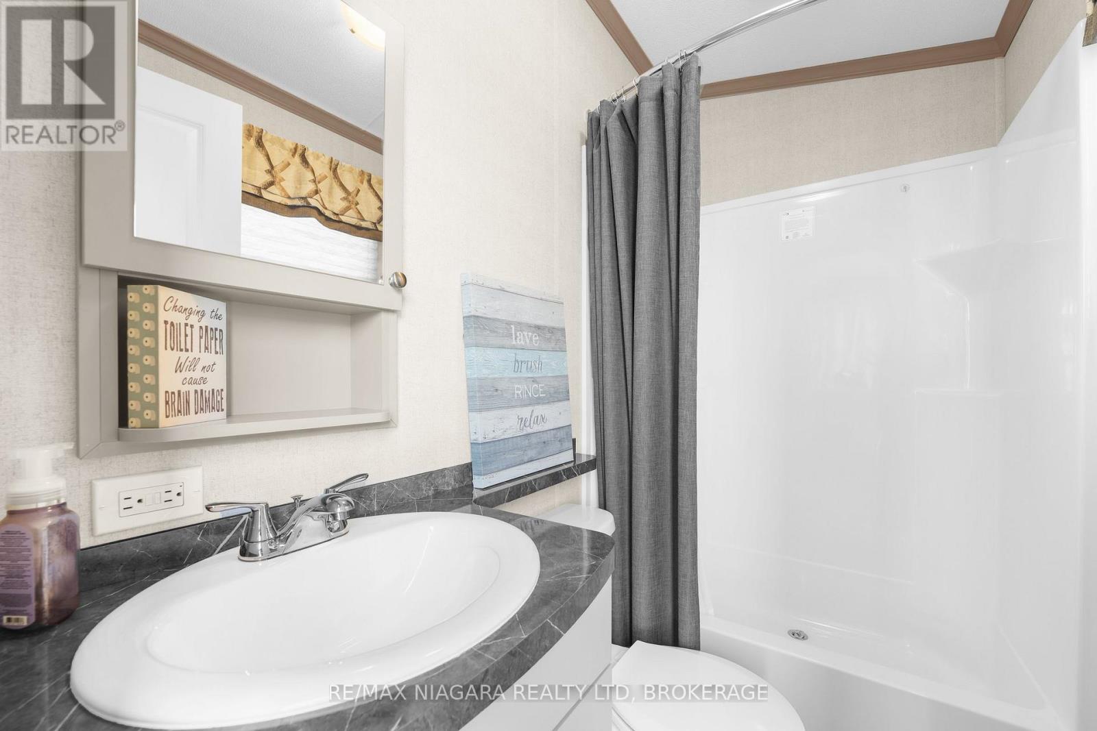 210 - 1501 Line 8 Road, Niagara-On-The-Lake, Ontario  L0S 1L0 - Photo 21 - X12899966