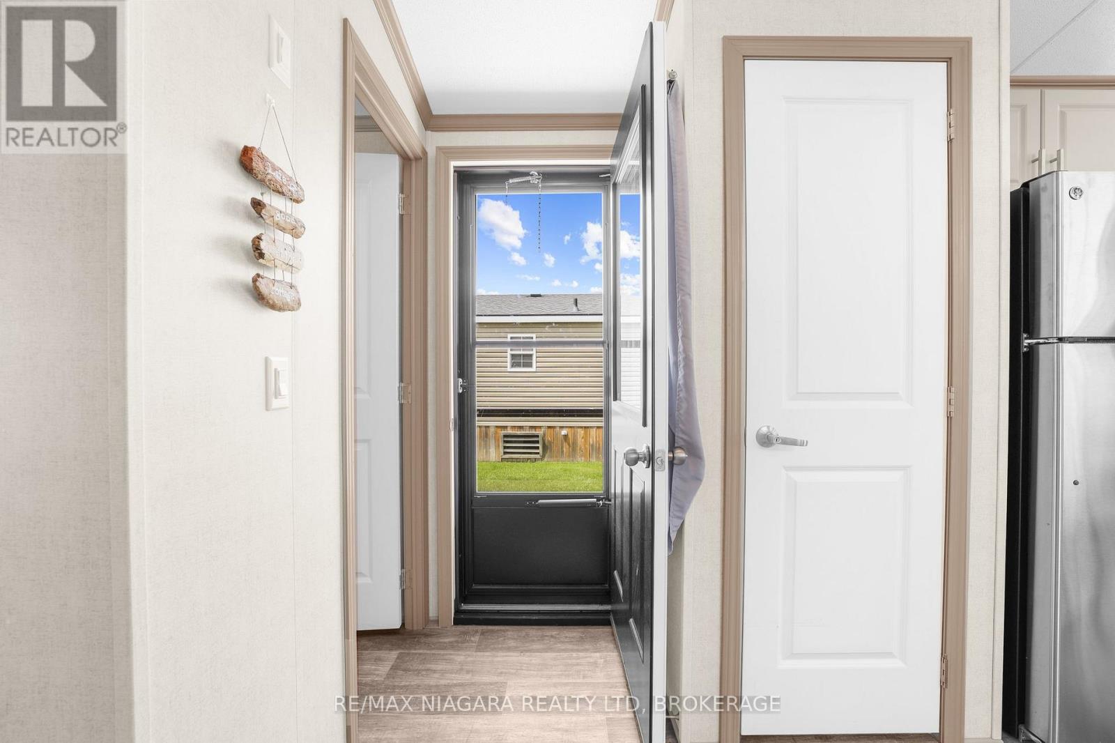 210 - 1501 Line 8 Road, Niagara-On-The-Lake, Ontario  L0S 1L0 - Photo 6 - X12899966