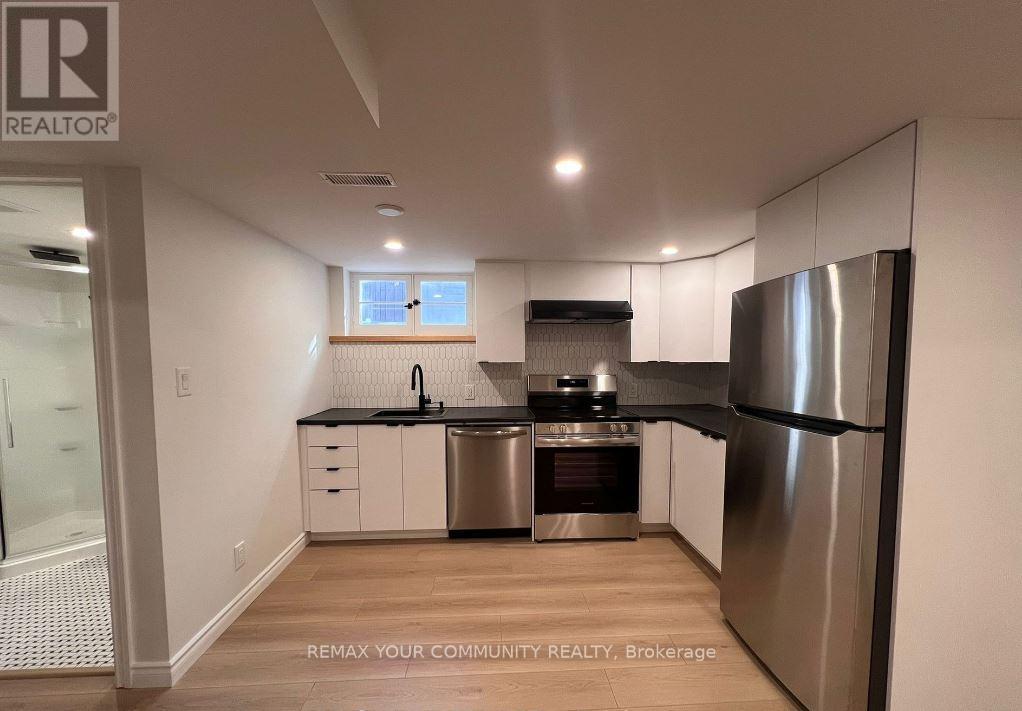 16 Robertsfield Crescent, Toronto, Ontario  M1R 2X2 - Photo 13 - E12900054