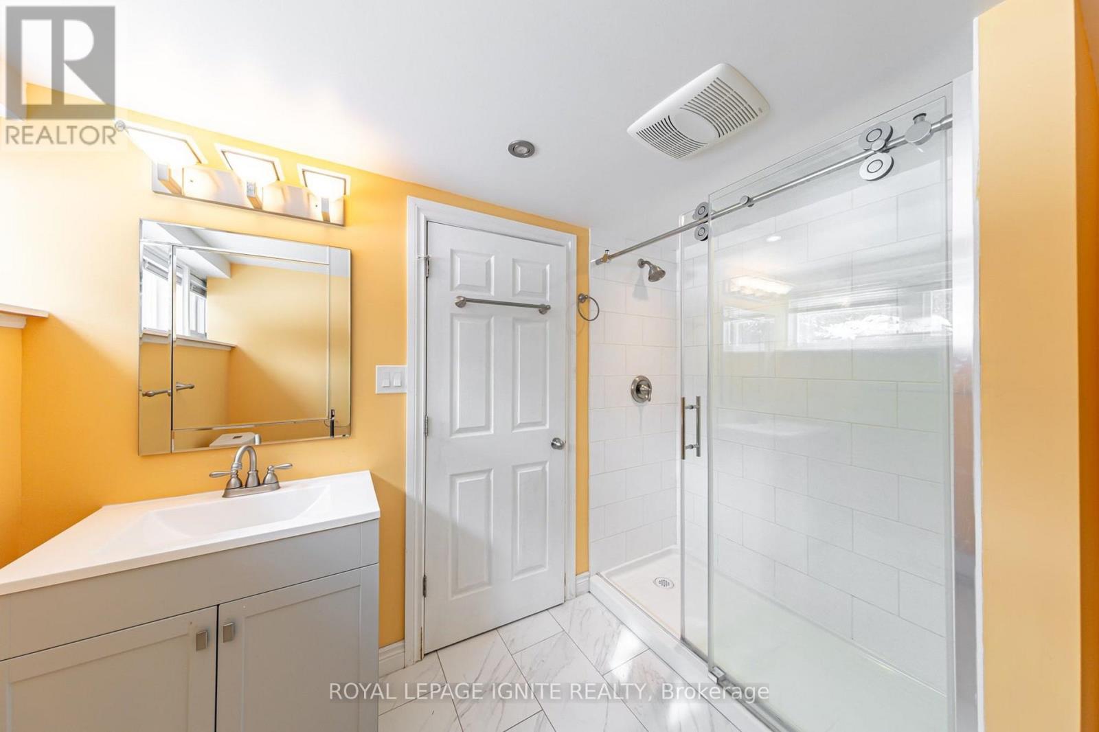 Bsmt - 83 Deep Dene Drive, Toronto (Highland Creek), Ontario  M1C 1L9 - Photo 12 - E12900070