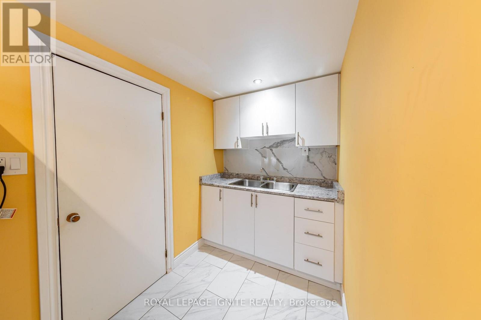 Bsmt - 83 Deep Dene Drive, Toronto (Highland Creek), Ontario  M1C 1L9 - Photo 8 - E12900070